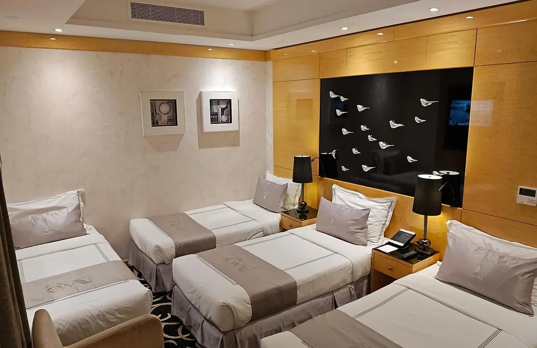 Royal Majestic / Setaraf